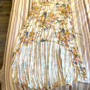 Woman’s Floral Skirt